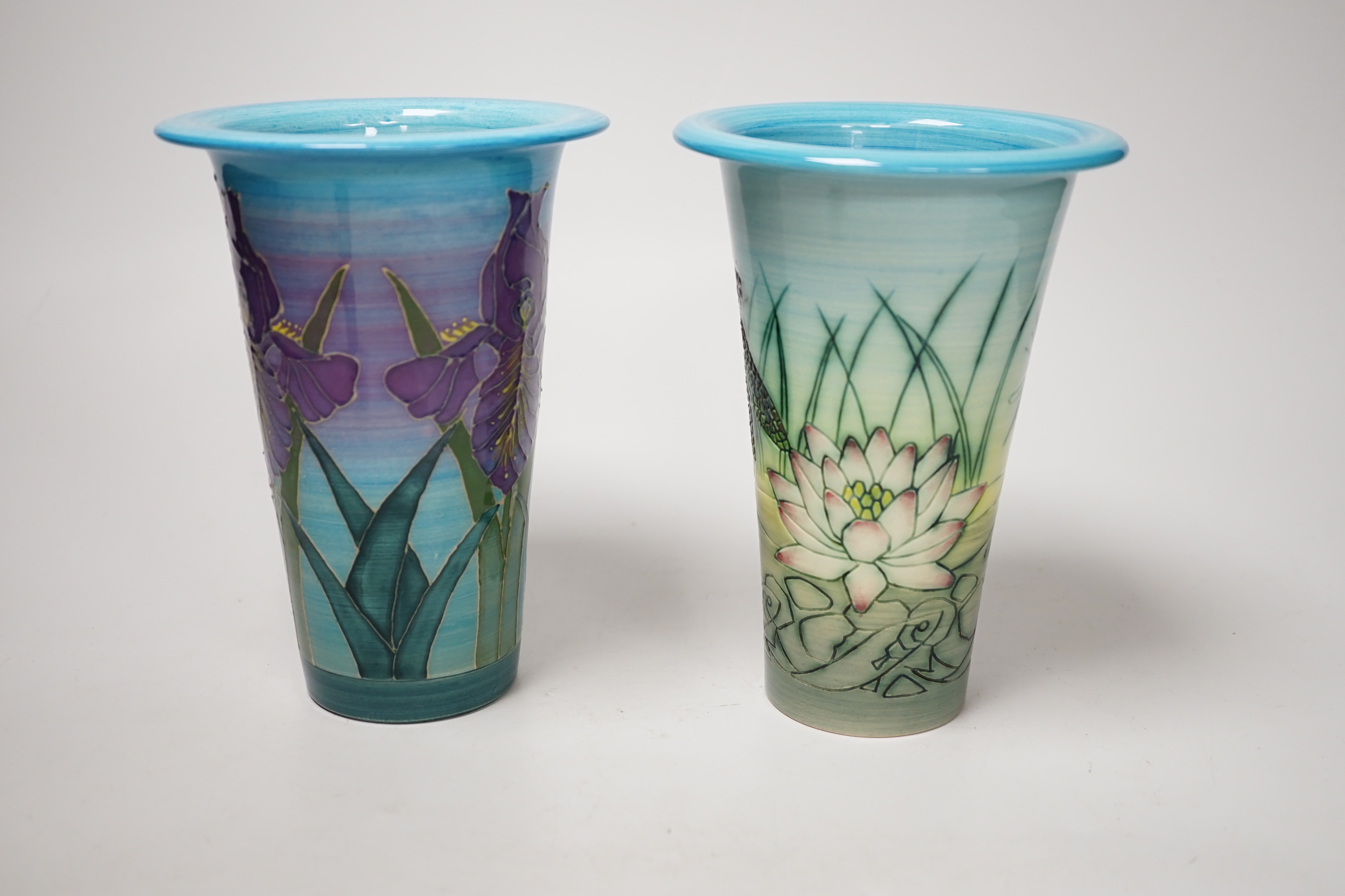 Two Dennis China Works medium flute vases together with a smaller. Tallest 17cm